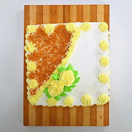 Butterscotch Strawberry Cake | Cake2homes