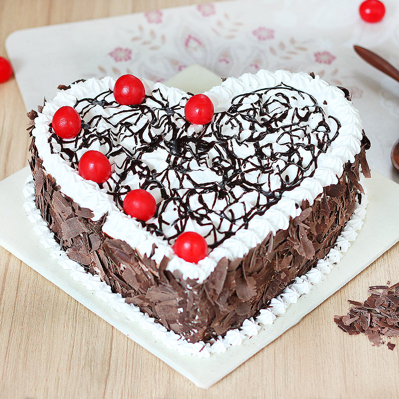 Classic Hearty Black Forest Cake | Cake2homes