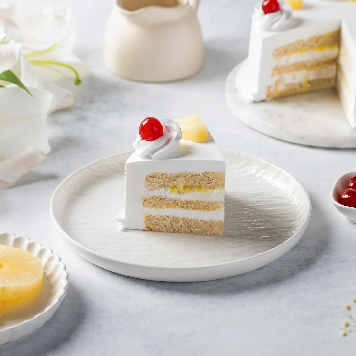 Pineapple Cake Half kg | Cake2homes