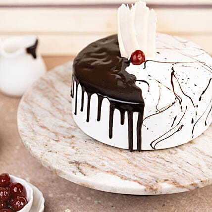 Creamy Drip Black Forest Cake | Cake2homes