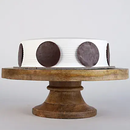 Funny Minions Butterscotch Cake | Cake2homes