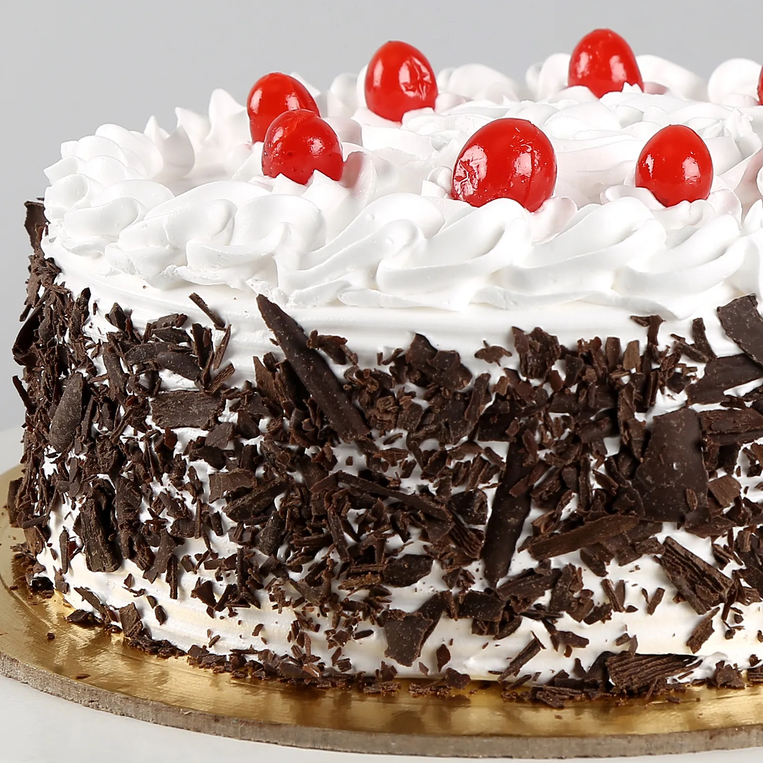 Cream & Cherry Black Forest Cake | Cake2homes