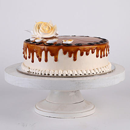 Delicious Caramel Cake | Cake2homes