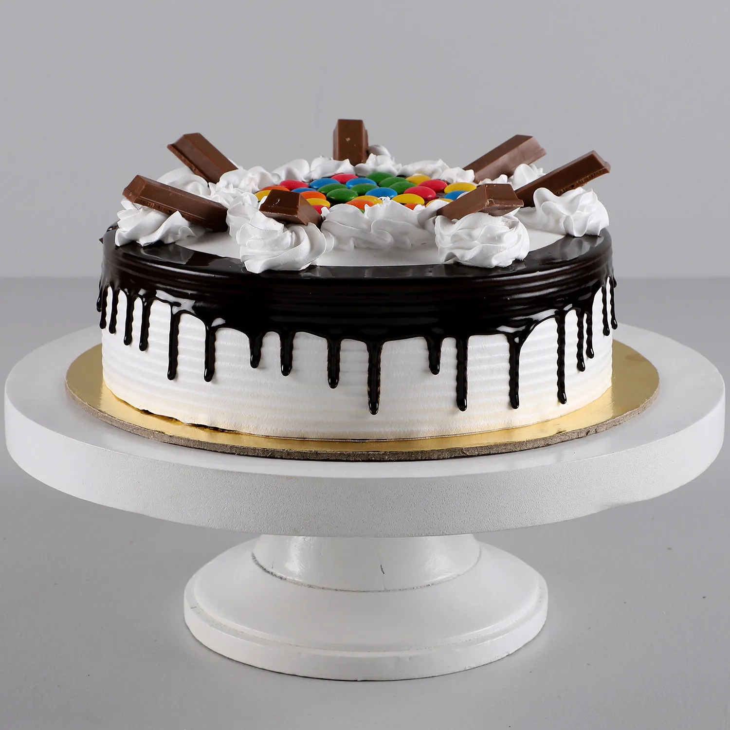 Candy Chocolate Cake | Cake2homes