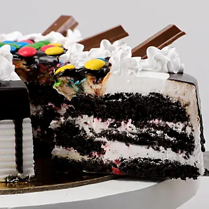 Candy Chocolate Cake | Cake2homes