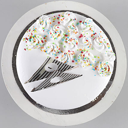 Creamy Vanilla Delight Cake | Cake2homes