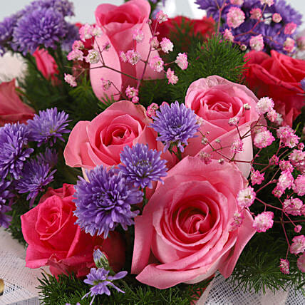 Mesmerising Mixed Roses Black Box | Cake2homes