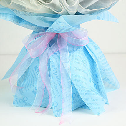 Mesmerizing Stardust Bouquet | Cake2homes