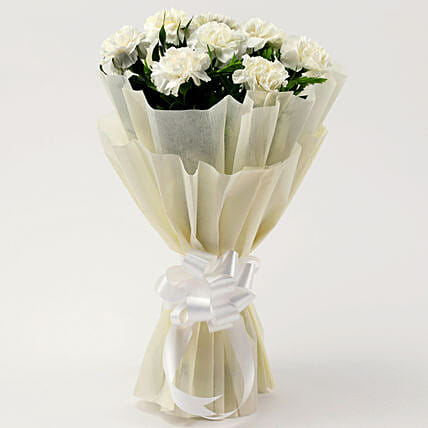 8 White Carnations Bouquet- Small | Cake2homes