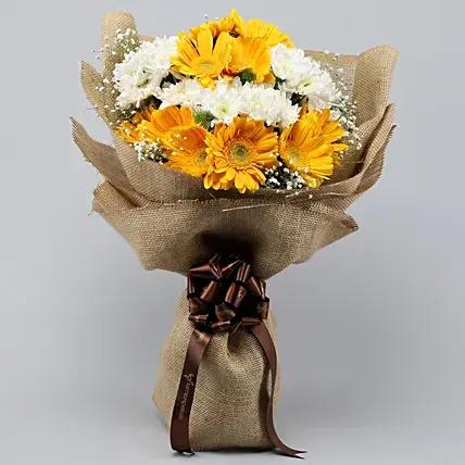 Lovely Yellow & White Flowers | Cake2homes