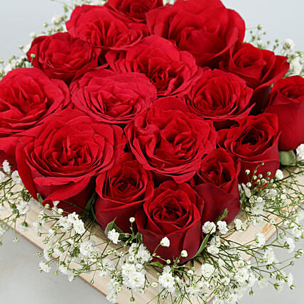 16 Red Roses Arrangement In Wooden Base | Cake2homes