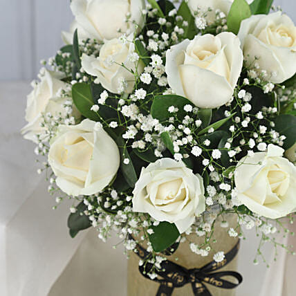 Land Of Peace Roses Arrangement | Cake2homes