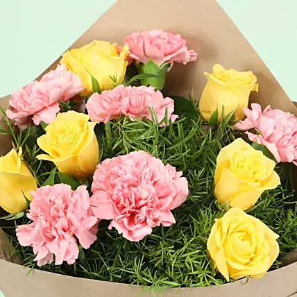 Appealing 12 Pink & Yellow Flowers Bouquet | Cake2homes