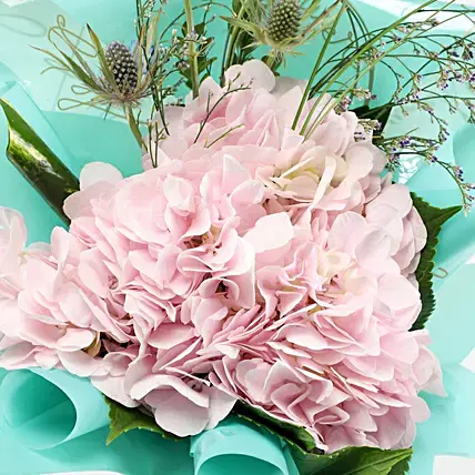 Blissful Pink Hydrangea Bouquet | Cake2homes