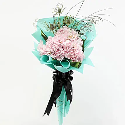 Blissful Pink Hydrangea Bouquet | Cake2homes