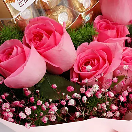 Blissful Mixed Flowers Bouquet | Cake2homes