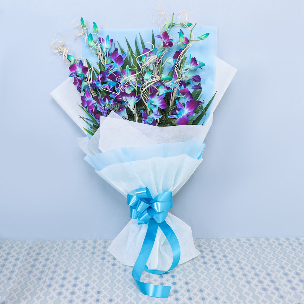 Vibrant Blue Orchids | Cake2homes