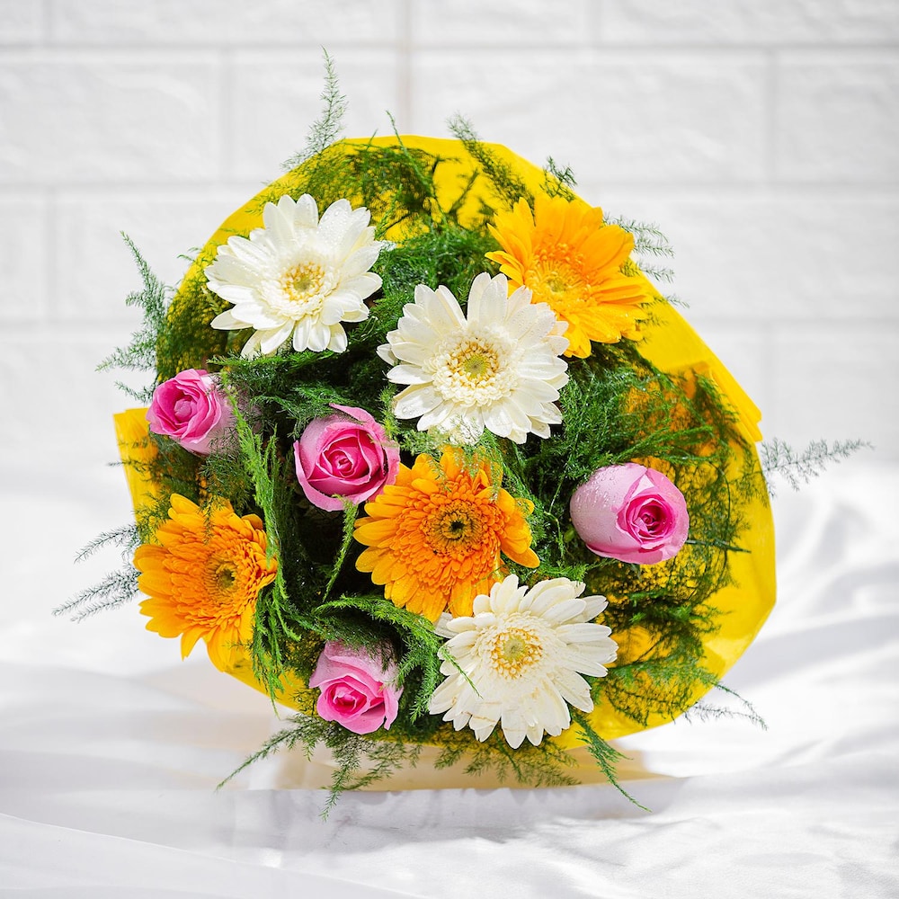 Sensational Mix Flowers Bouquet | Cake2homes