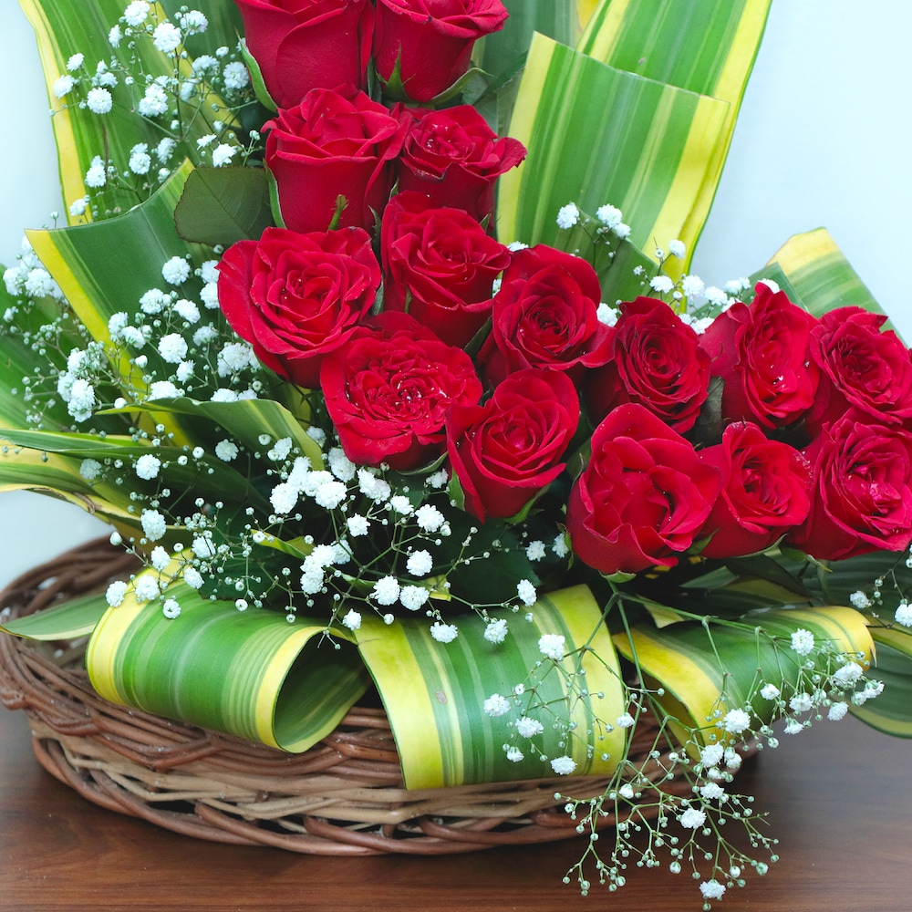 Exotic Red Roses Basket | Cake2homes