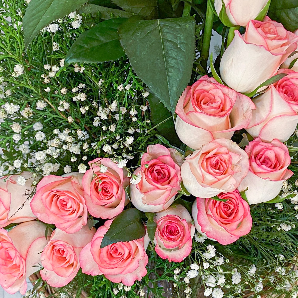 Lovely Pinky Arrangement | Cake2homes