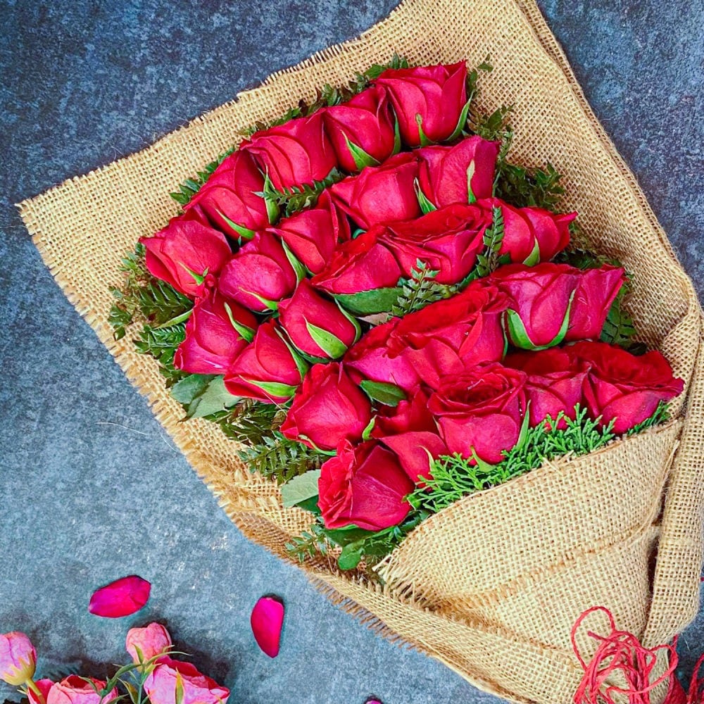 Amazing Jute Bouquet | Cake2homes