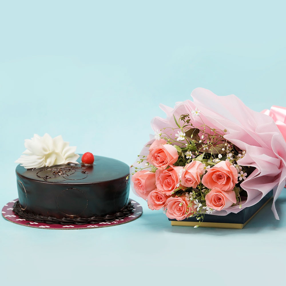8 Pink Roses And Chocolate Cake Combo | Cake2homes