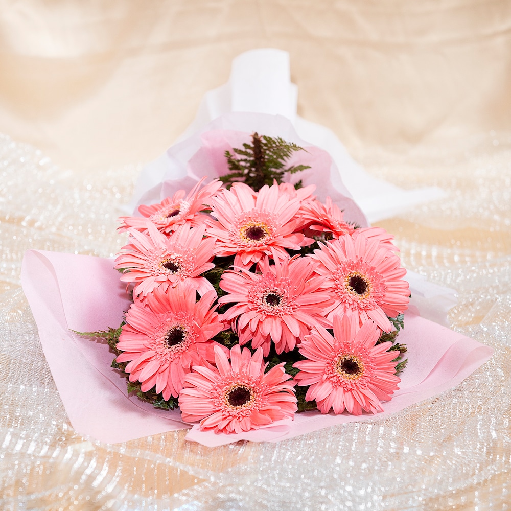 Lovey Dovey Light Pink Gerbera | Cake2homes