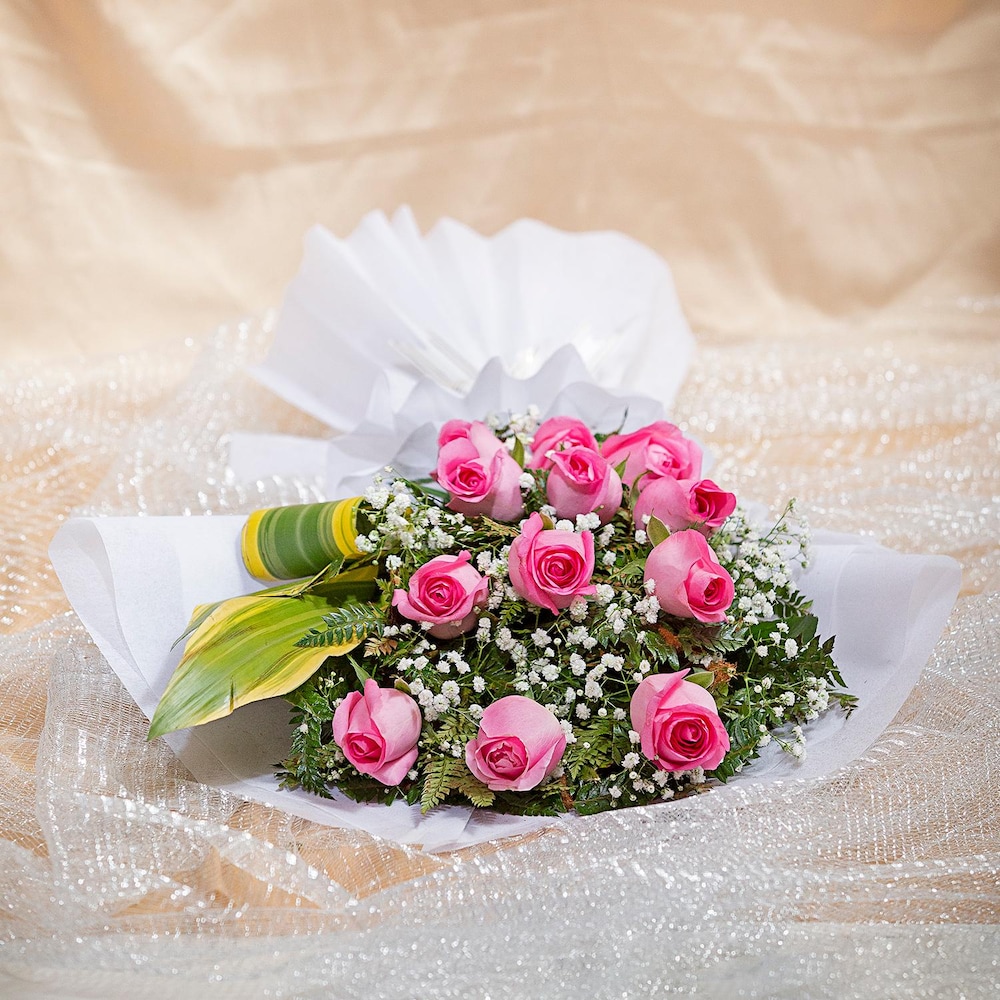 12 Pink Roses Impression For Love | Cake2homes