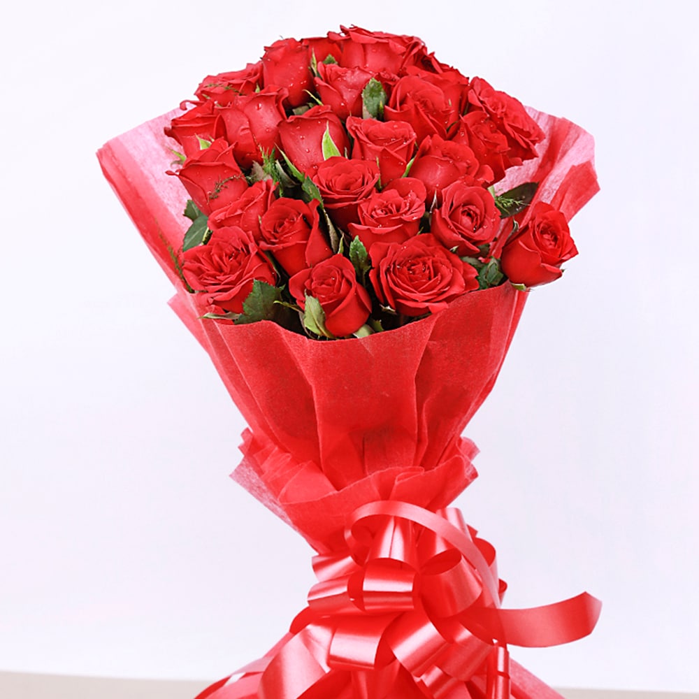 Elegant Love Red Roses In Red Packing | Cake2homes