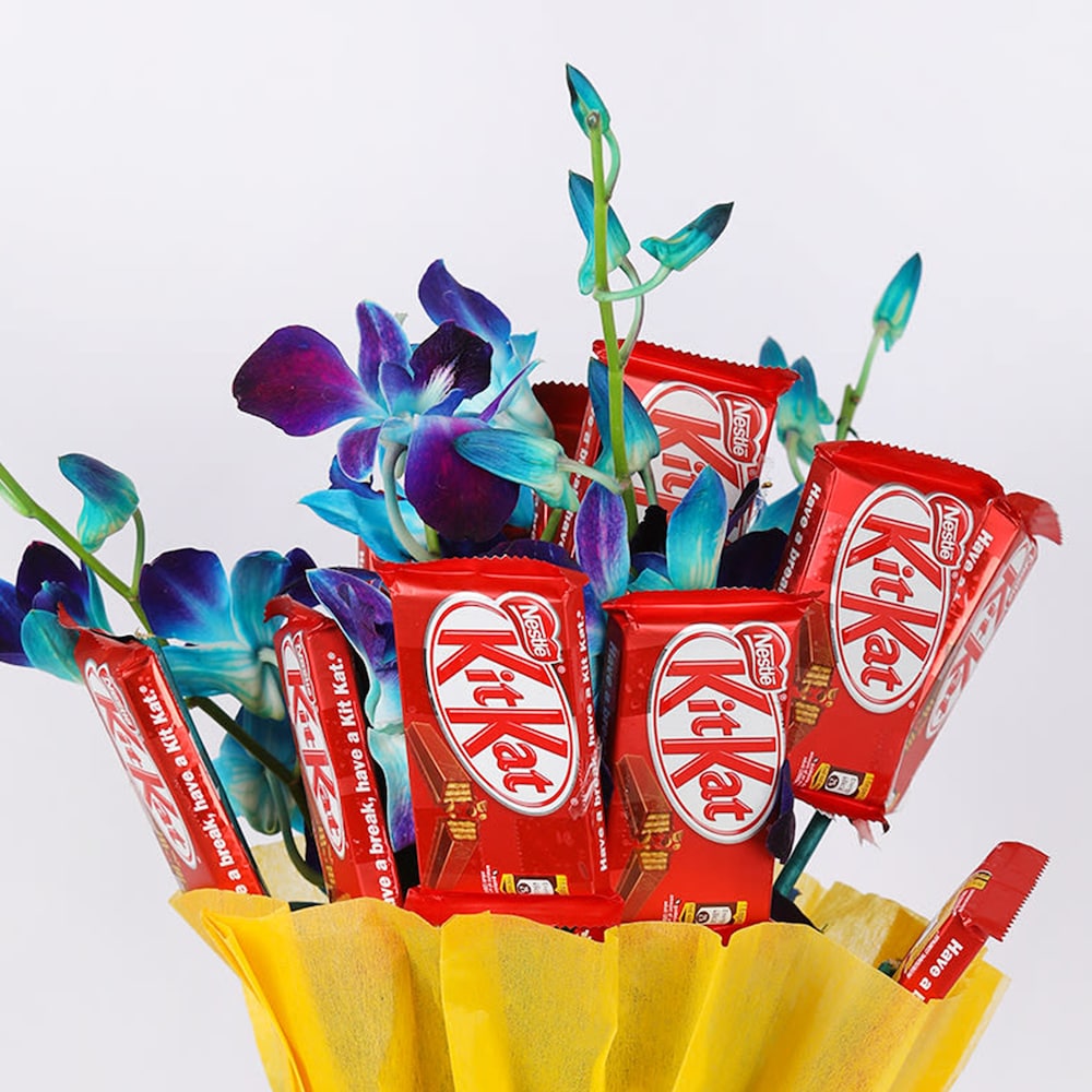 Aromatic Blue Choco | Cake2homes