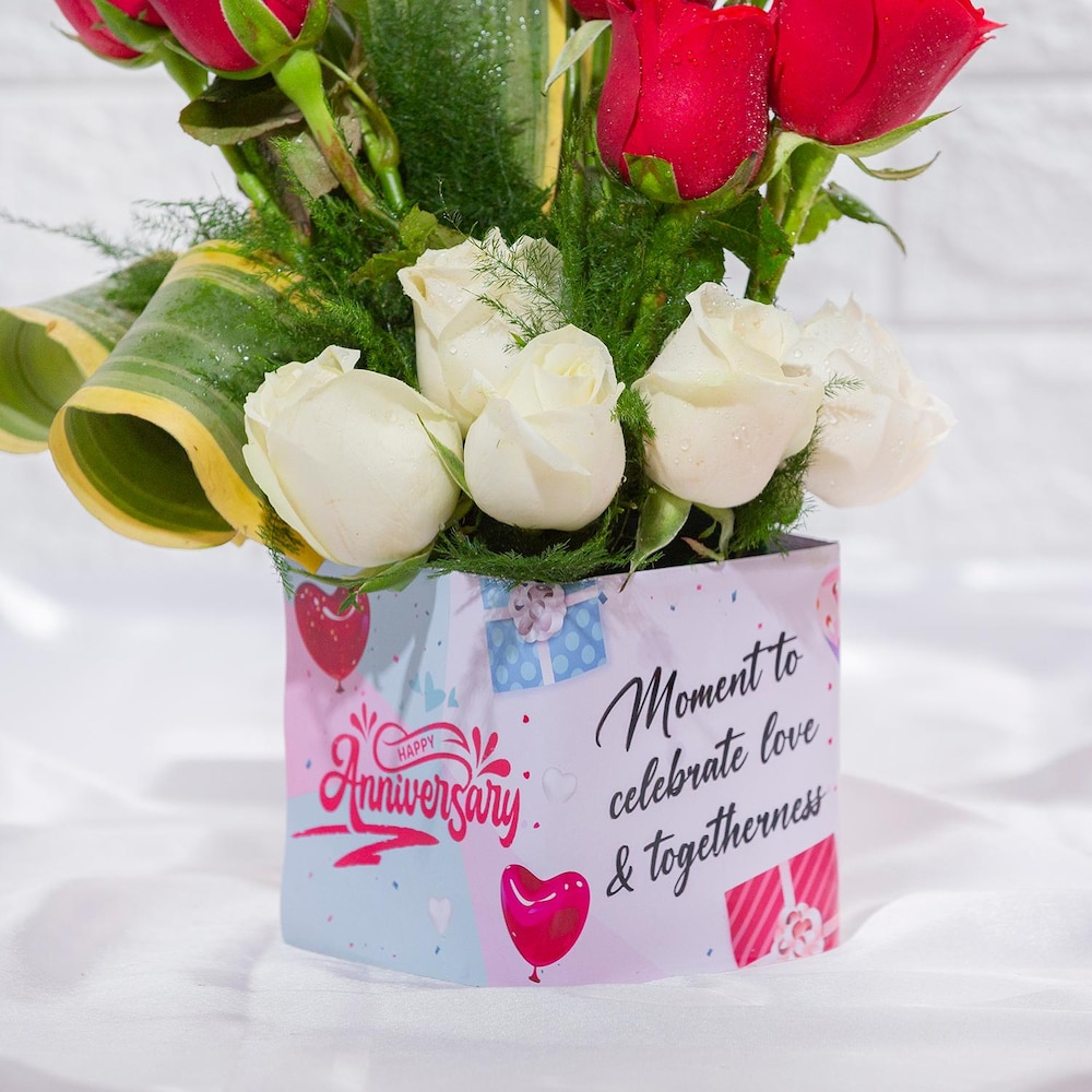 Heartfelt Roses Wishes Floral Arrangement | Cake2homes