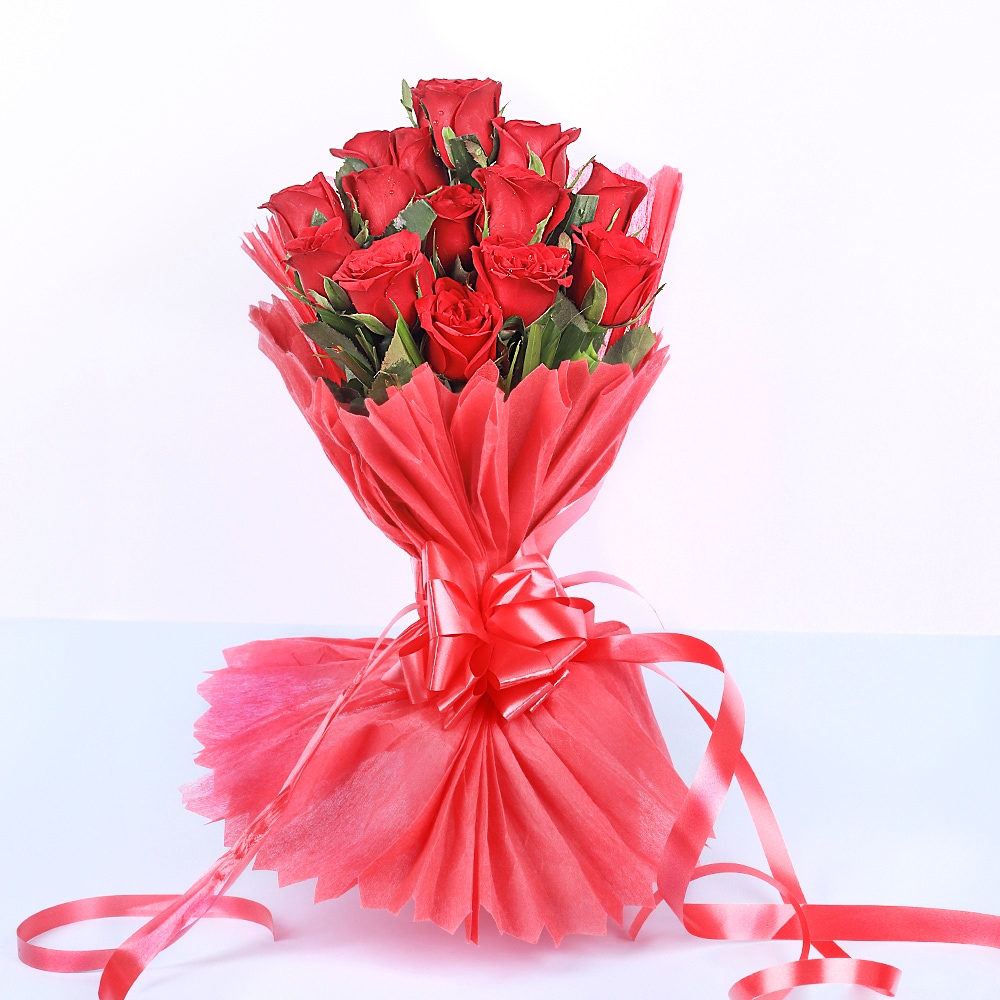 Perfect Rosy Red Roses In Red Packing | Cake2homes