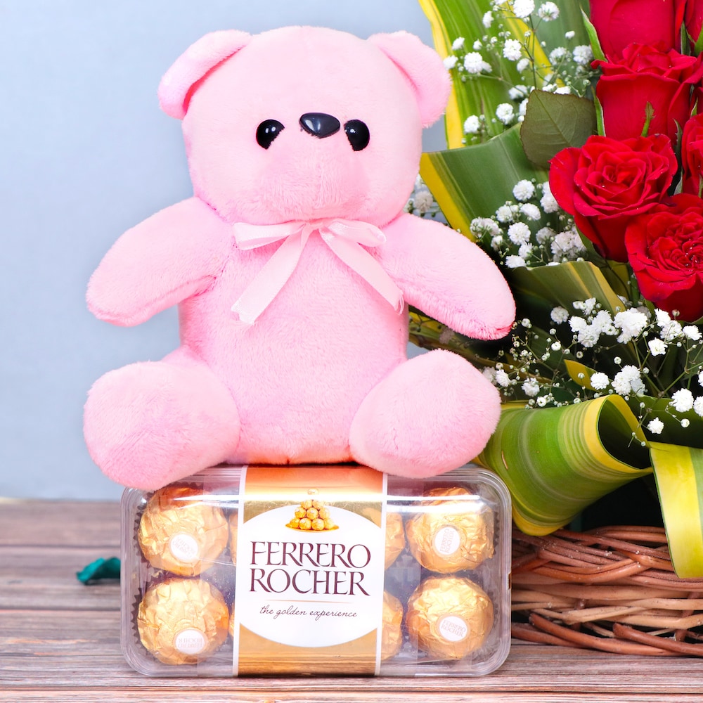 Cuddly Love Hamper | Cake2homes
