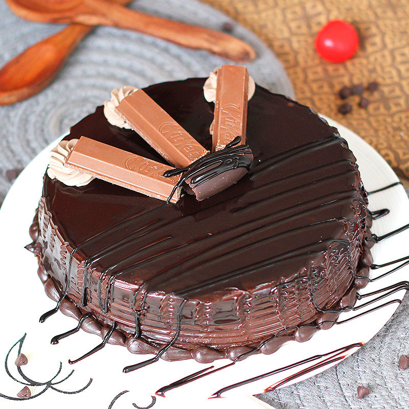 KitKat Cakes