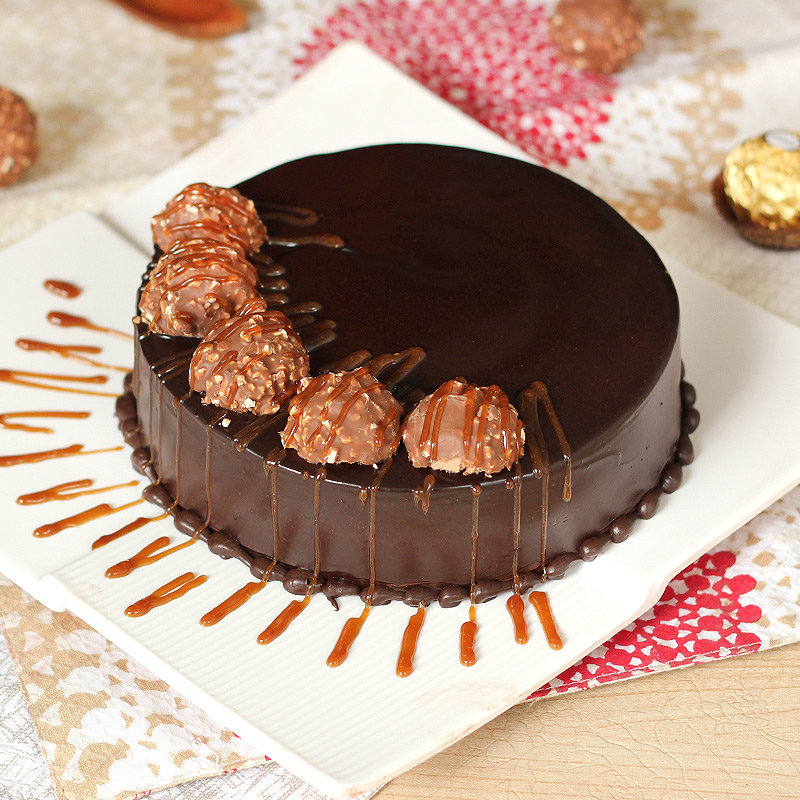 Ferrero Rocher Cakes