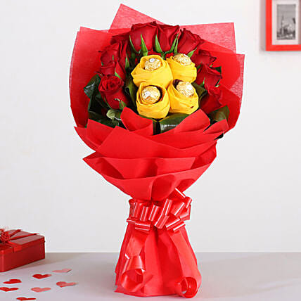 Red Roses Bouquet With Ferrero Rocher Chocolates