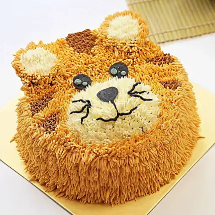 Sweet Tiger Design Cake