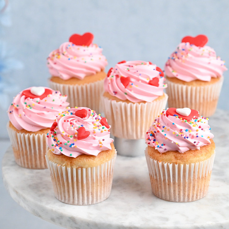 Love Strawberry Cupcake