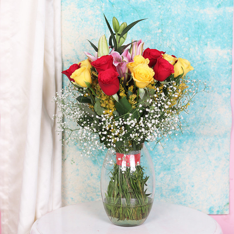 Roses N Lilies Glass Vase