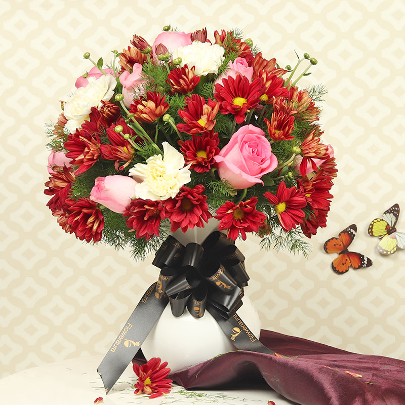 Wild Rose Daisy Arrangement