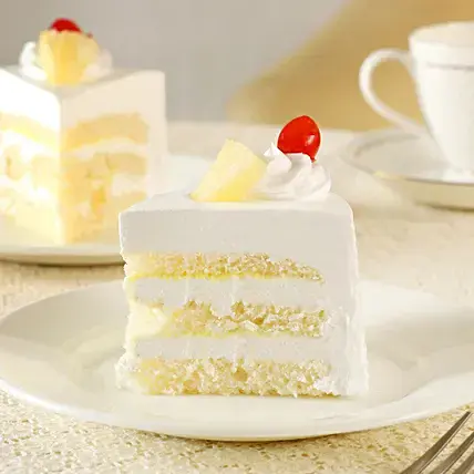 Creamy Pineapple Pastry- 6 Pcs Creamy Pineapple Pastry- 6 Pcs