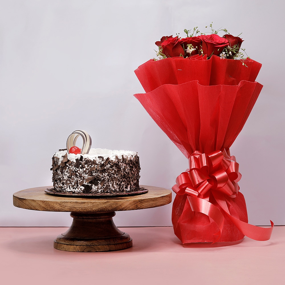 Black Forest Cake With Red Roses
