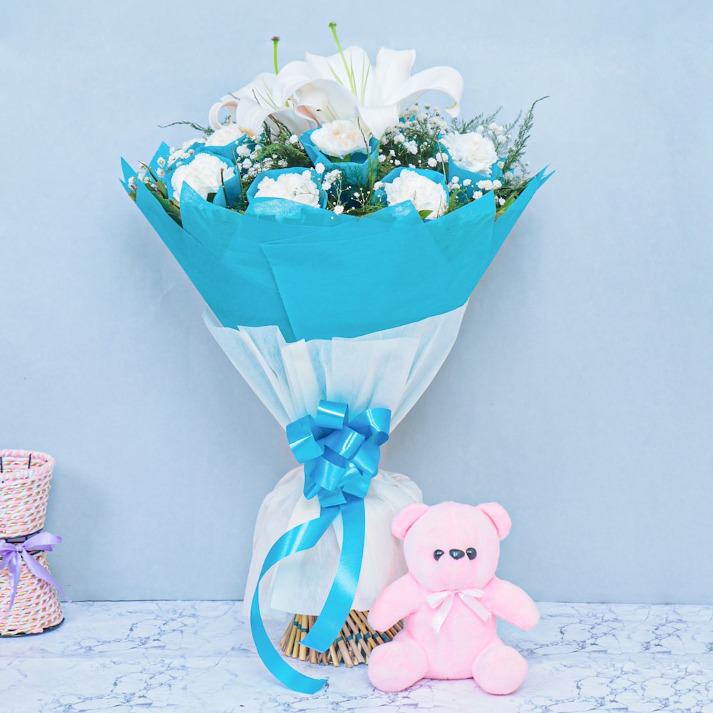 Sweetess White Bouquet