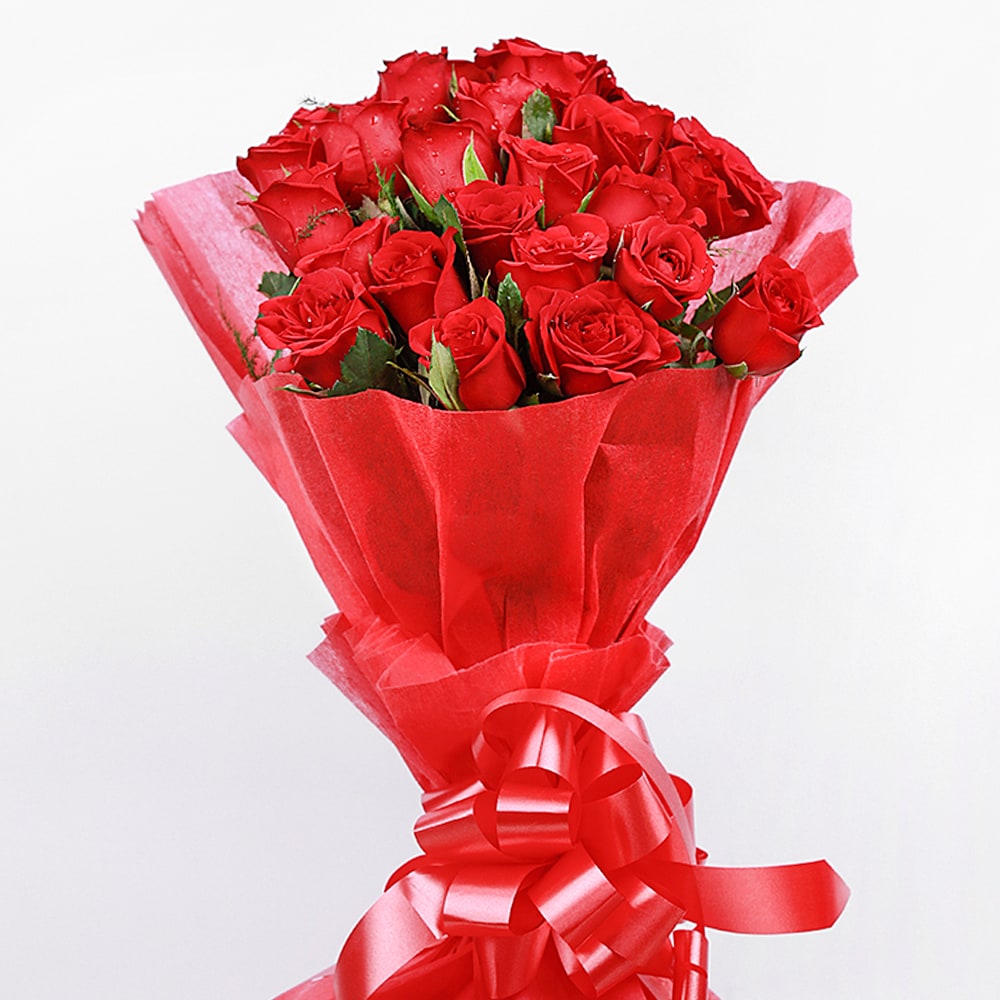Elegant Love Red Roses In Red Packing